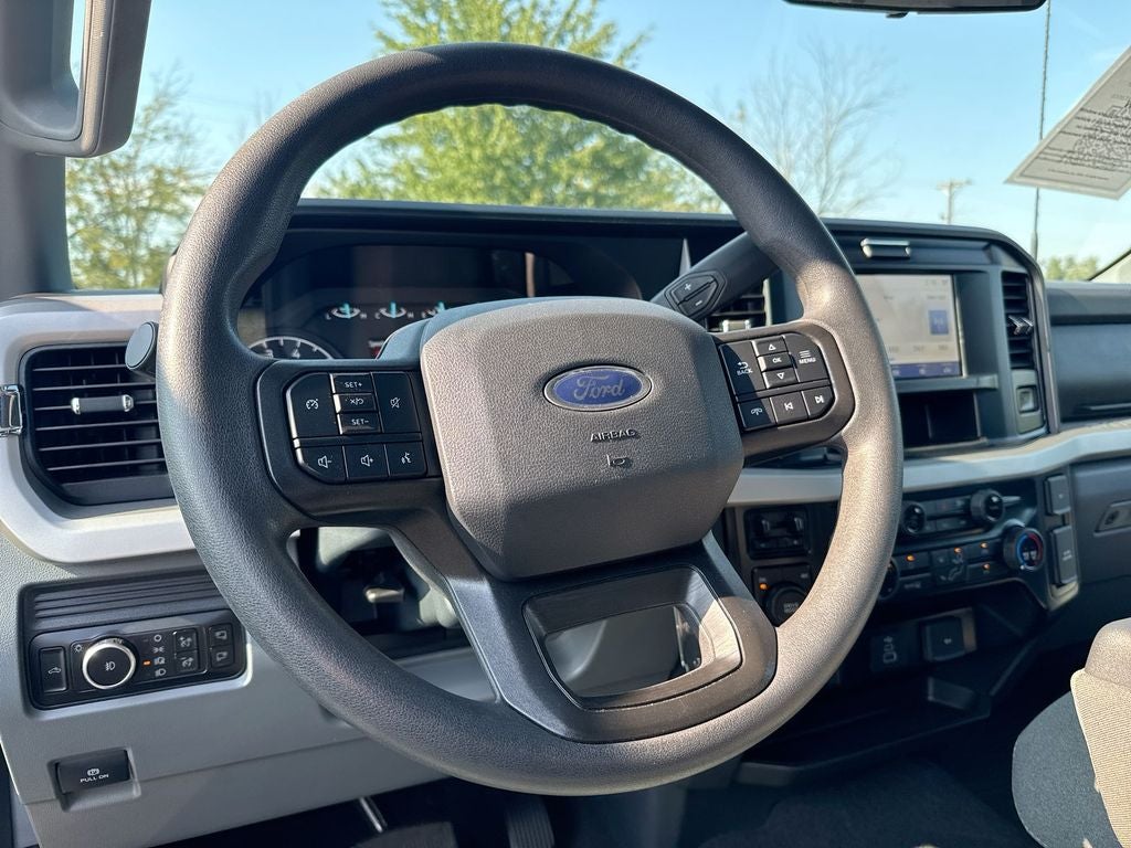 2025 Ford F-350SD XLT