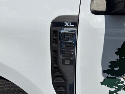 2023 Ford F-350SD XL