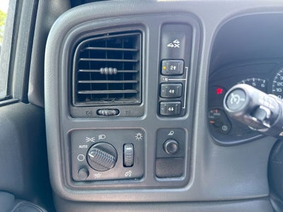 2005 Chevrolet Silverado 2500HD LS