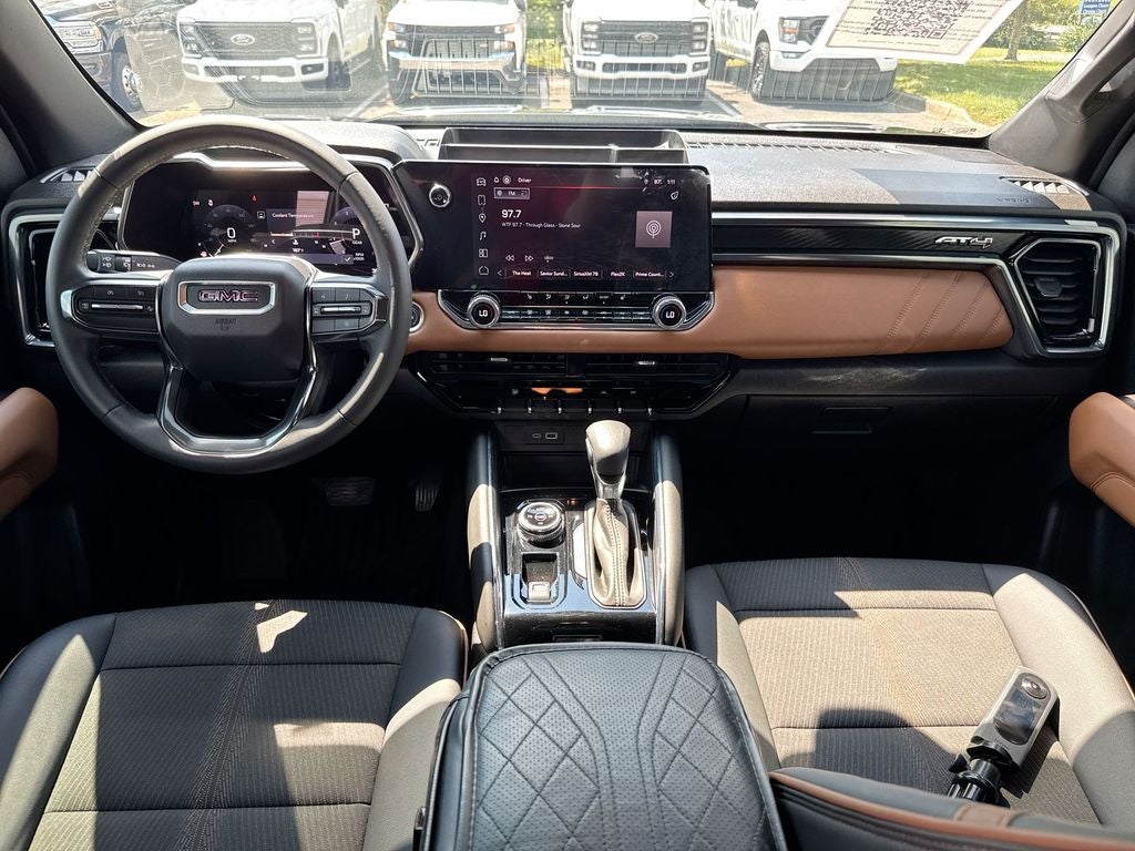 2024 GMC Canyon AT4