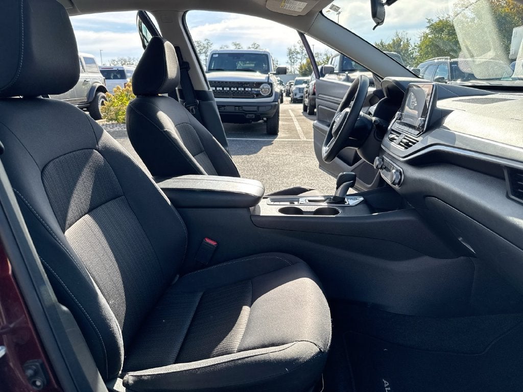 2025 Nissan Altima 2.5 SV