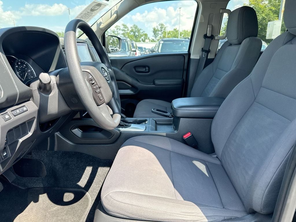 2022 Nissan Frontier S