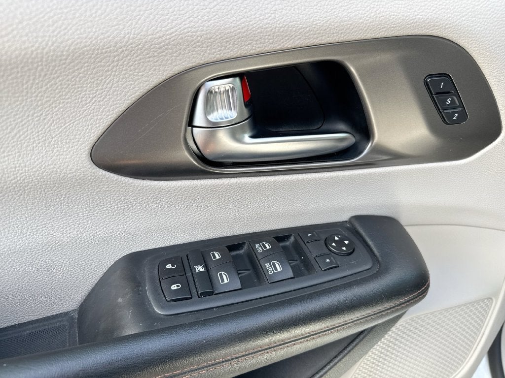 2020 Chrysler Pacifica Touring L