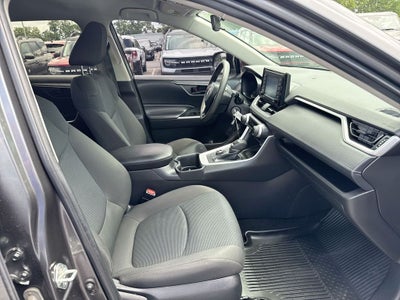 2022 Toyota RAV4 Hybrid LE