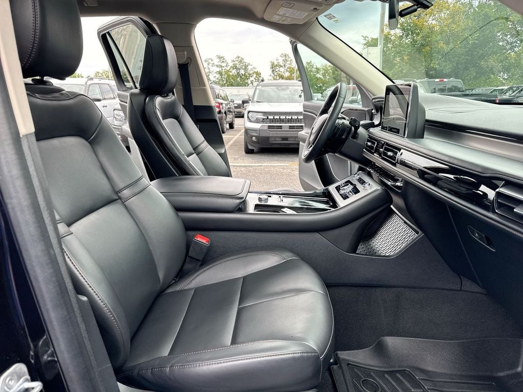 2023 Lincoln Aviator Standard