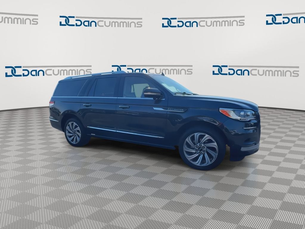 2022 Lincoln Navigator L Reserve