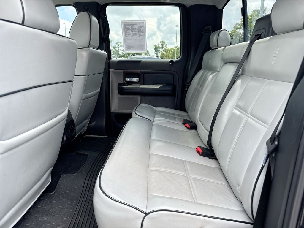 2006 Lincoln Mark LT Base