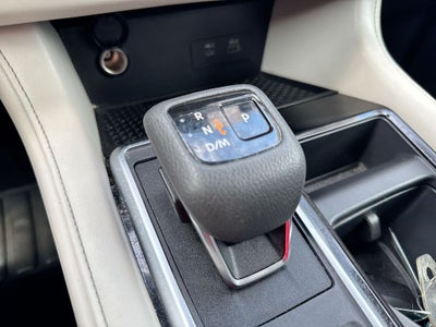 2023 Nissan Pathfinder SV