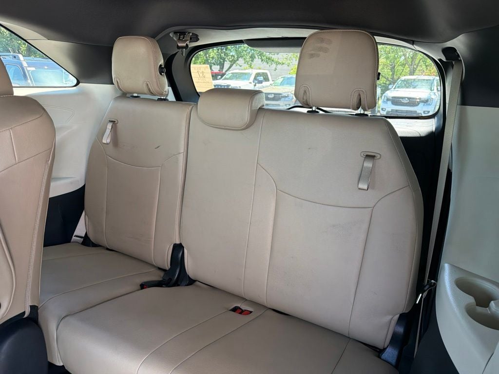 2024 Toyota Sienna XLE