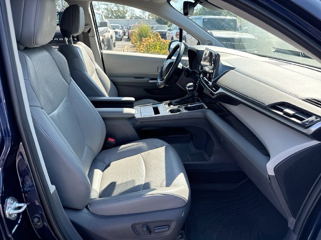 2021 Toyota Sienna Limited