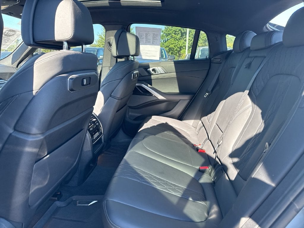 2024 BMW X6 xDrive40i