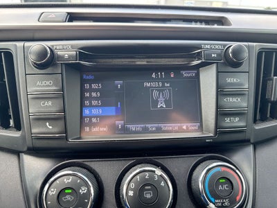 2017 Toyota RAV4 LE