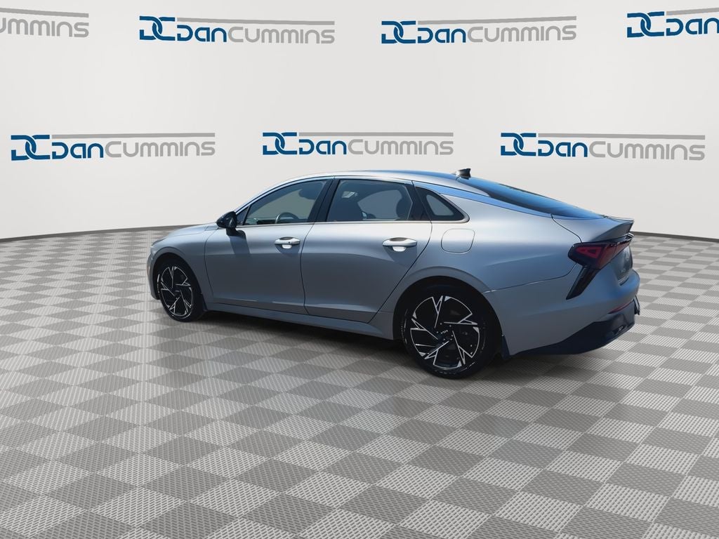 2025 Kia K5 GT-Line