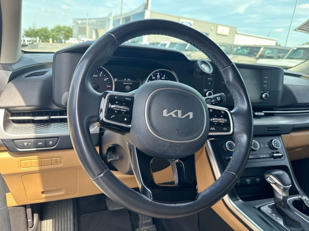 2022 Kia Carnival LX