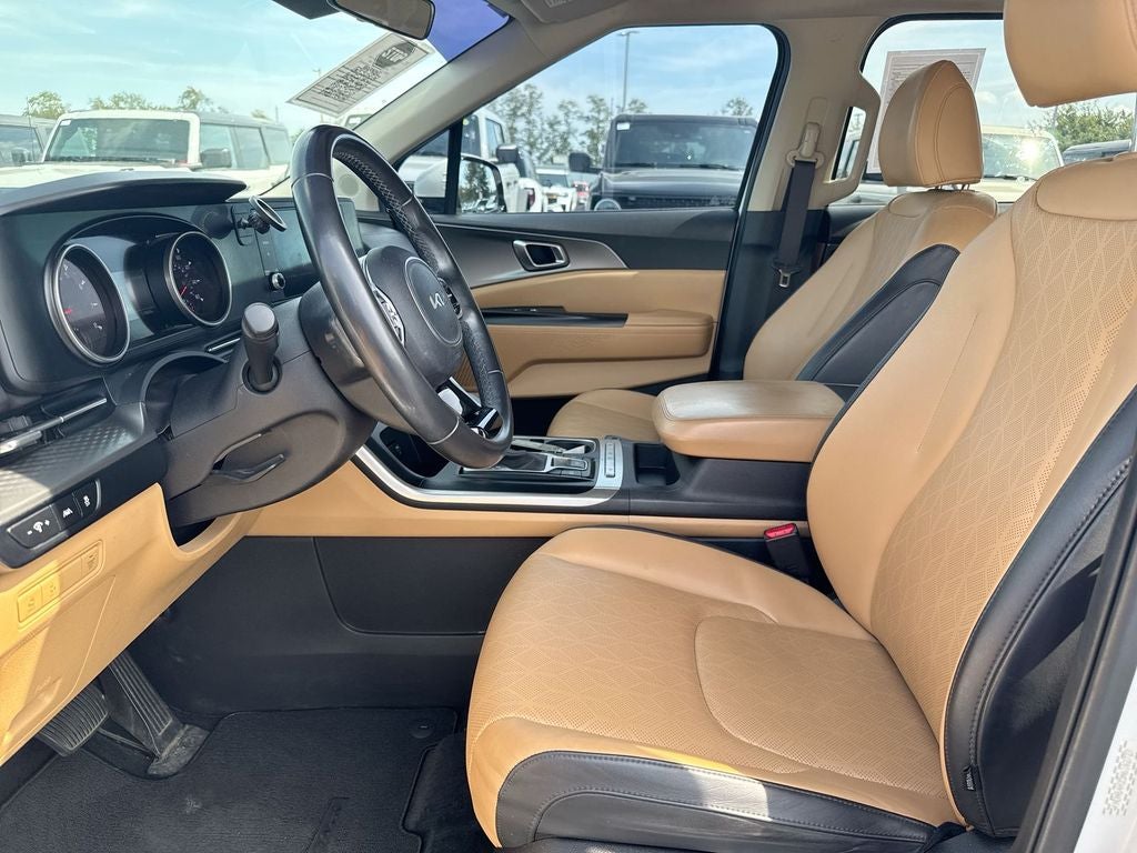 2022 Kia Carnival LX