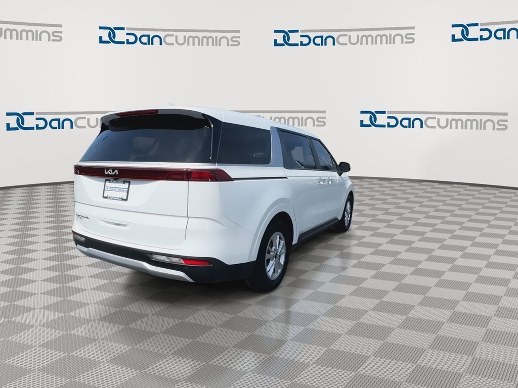 2022 Kia Carnival LX