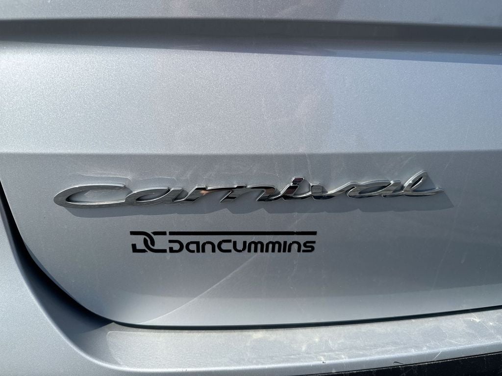 2022 Kia Carnival LXS