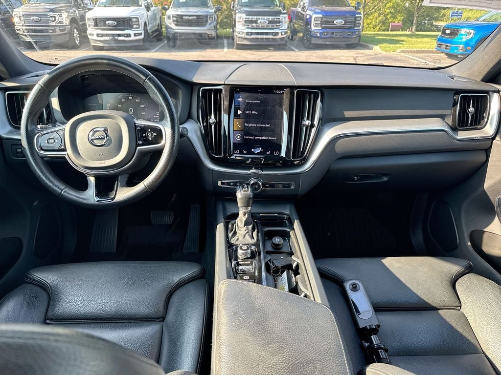 2019 Volvo XC60 T5 Momentum