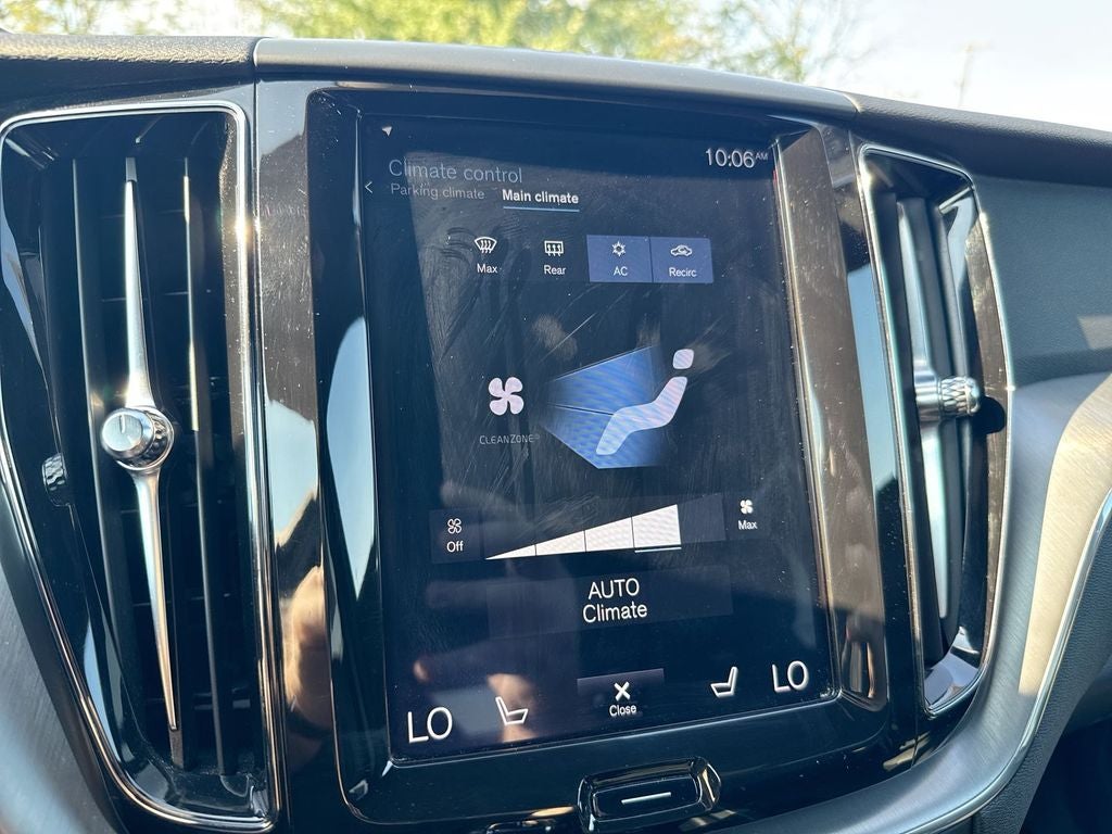 2019 Volvo XC60 T5 Momentum