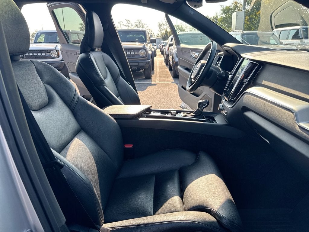 2019 Volvo XC60 T5 Momentum
