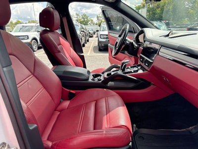 2022 Porsche Cayenne Platinum Edition
