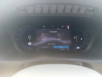 2024 Volvo XC90 B6 Plus Bright Theme