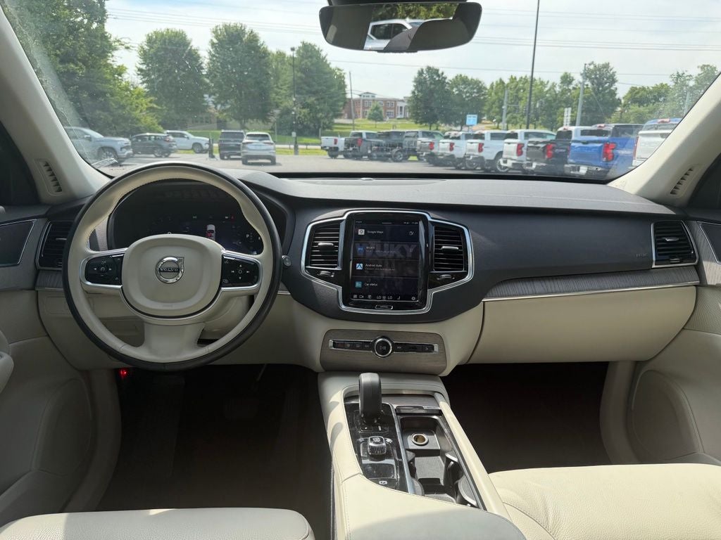 2024 Volvo XC90 B6 Plus Bright Theme