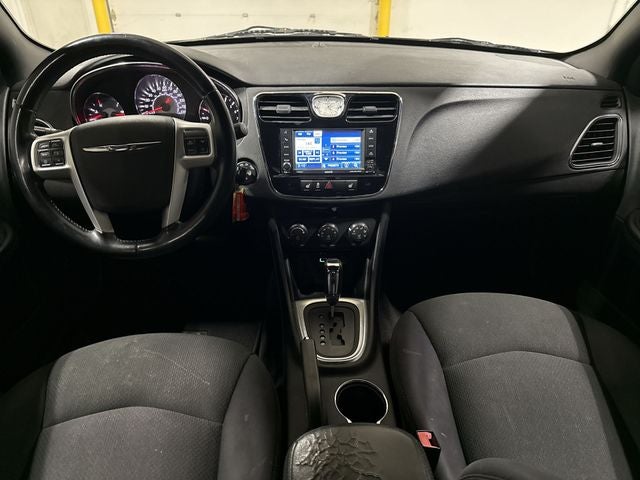 2012 Chrysler 200 Touring