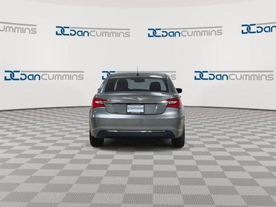 2012 Chrysler 200 Touring