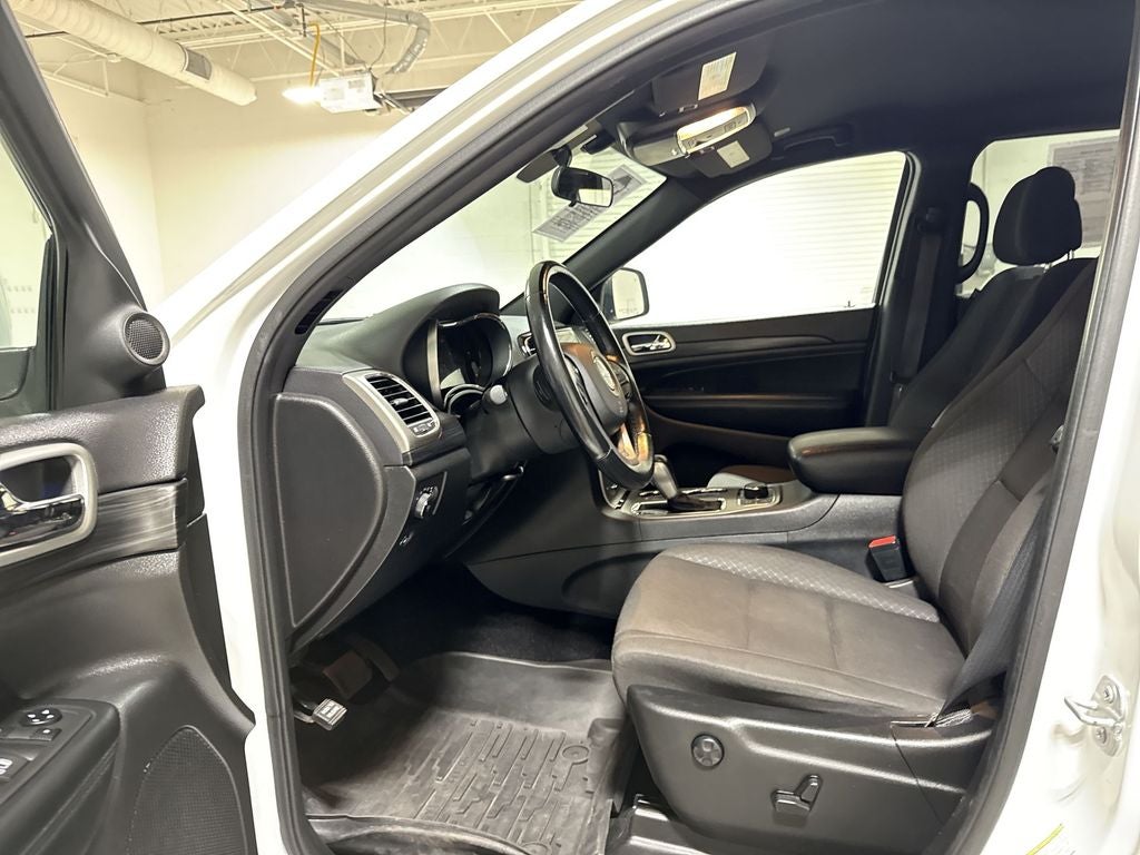 2021 Jeep Grand Cherokee Laredo E
