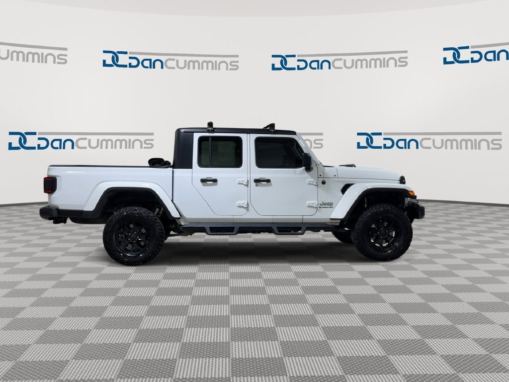 2022 Jeep Gladiator Overland