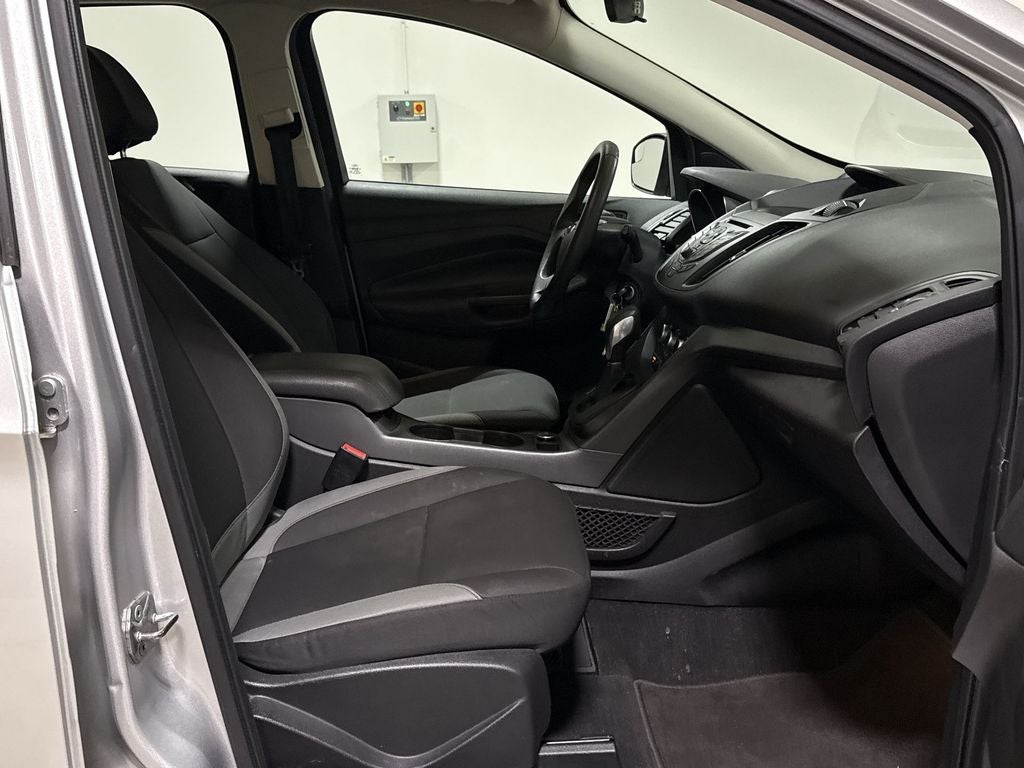 2016 Ford Escape S