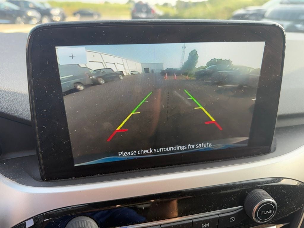 2020 Ford Escape SE
