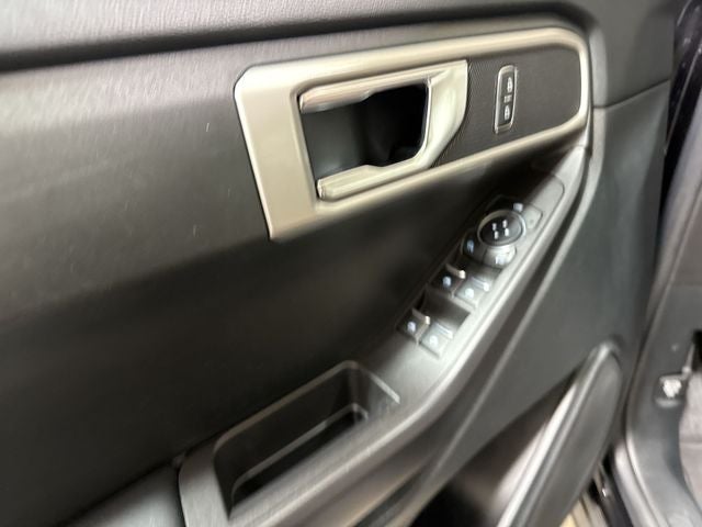 2023 Ford Explorer Base