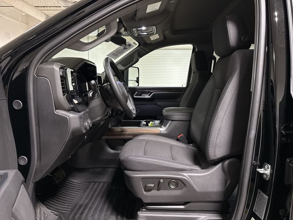 2026 Chevrolet Silverado 2500HD LT