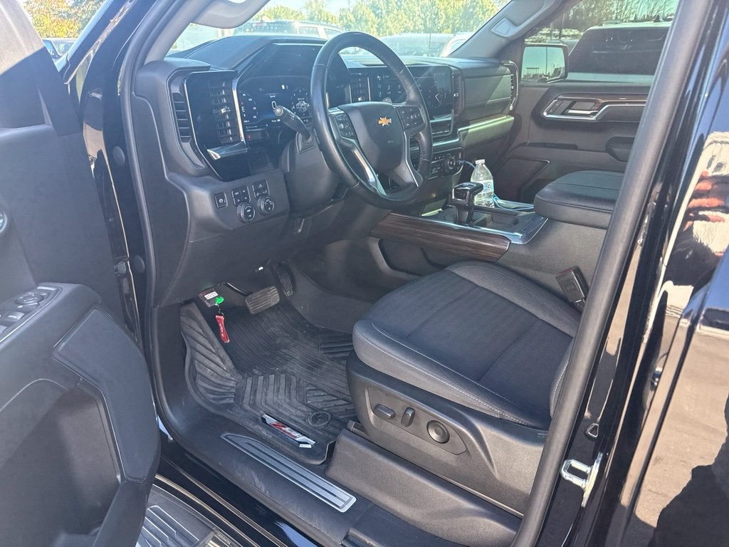 2023 Chevrolet Silverado 1500 LT LT1