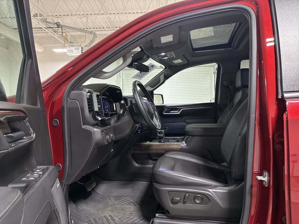 2025 Chevrolet Silverado 1500 LT Trail Boss