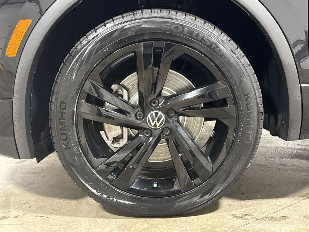 2023 Volkswagen Tiguan 2.0T SE R-Line Black