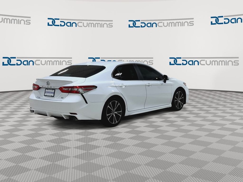 2019 Toyota Camry SE