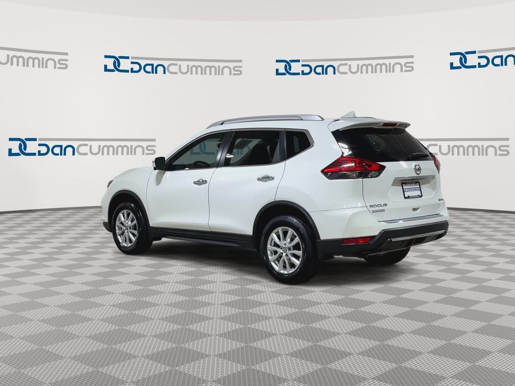 2017 Nissan Rogue SV