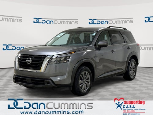 2024 Nissan Pathfinder SV