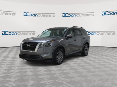 2024 Nissan Pathfinder SV