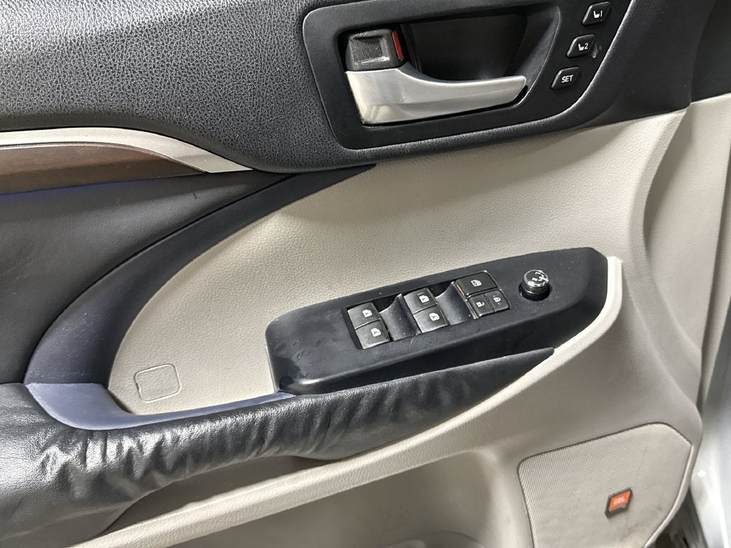 2015 Toyota Highlander Limited