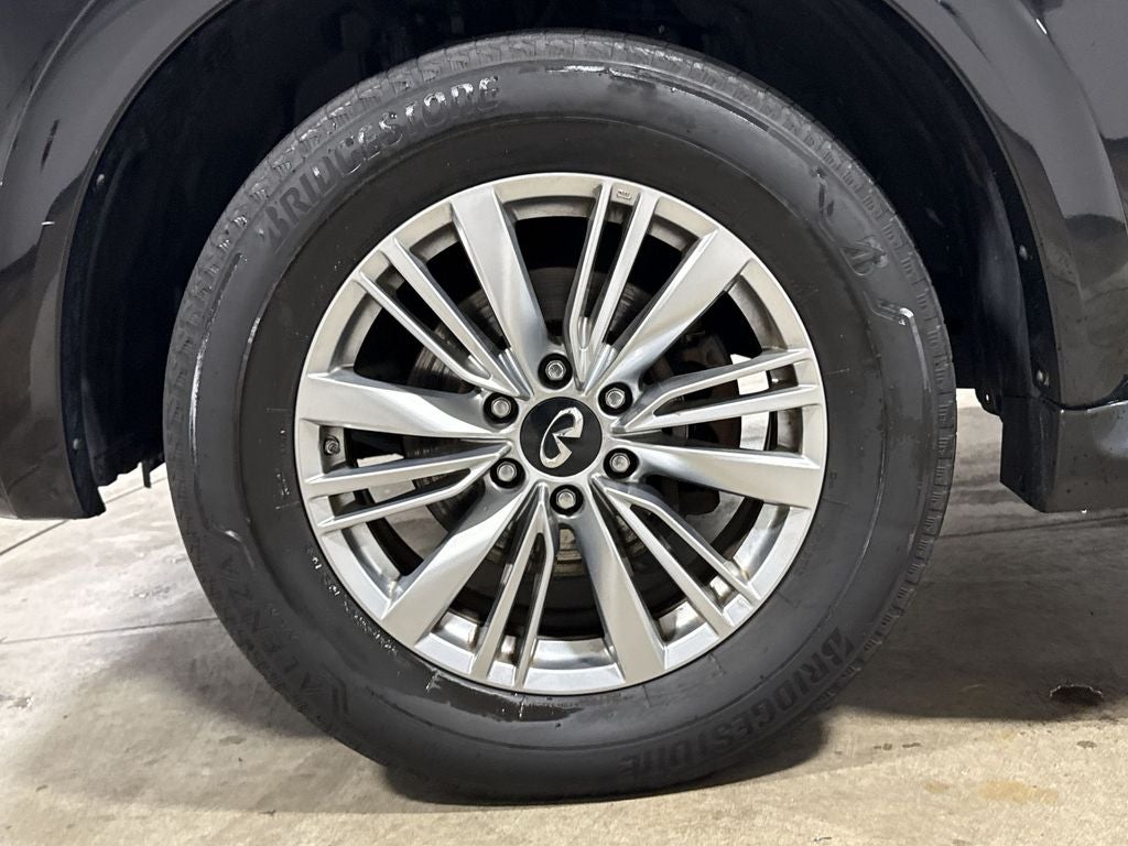 2019 INFINITI QX80 LUXE