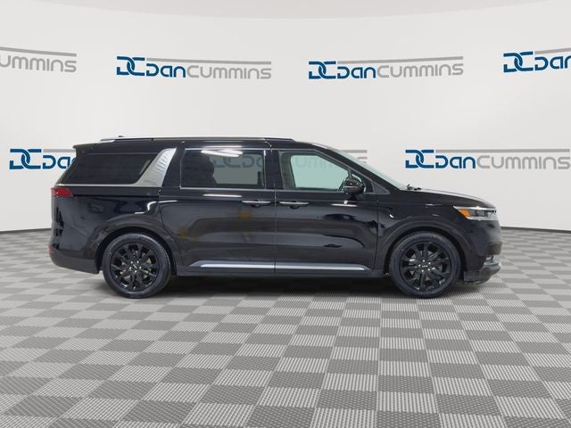 2022 Kia Carnival SX