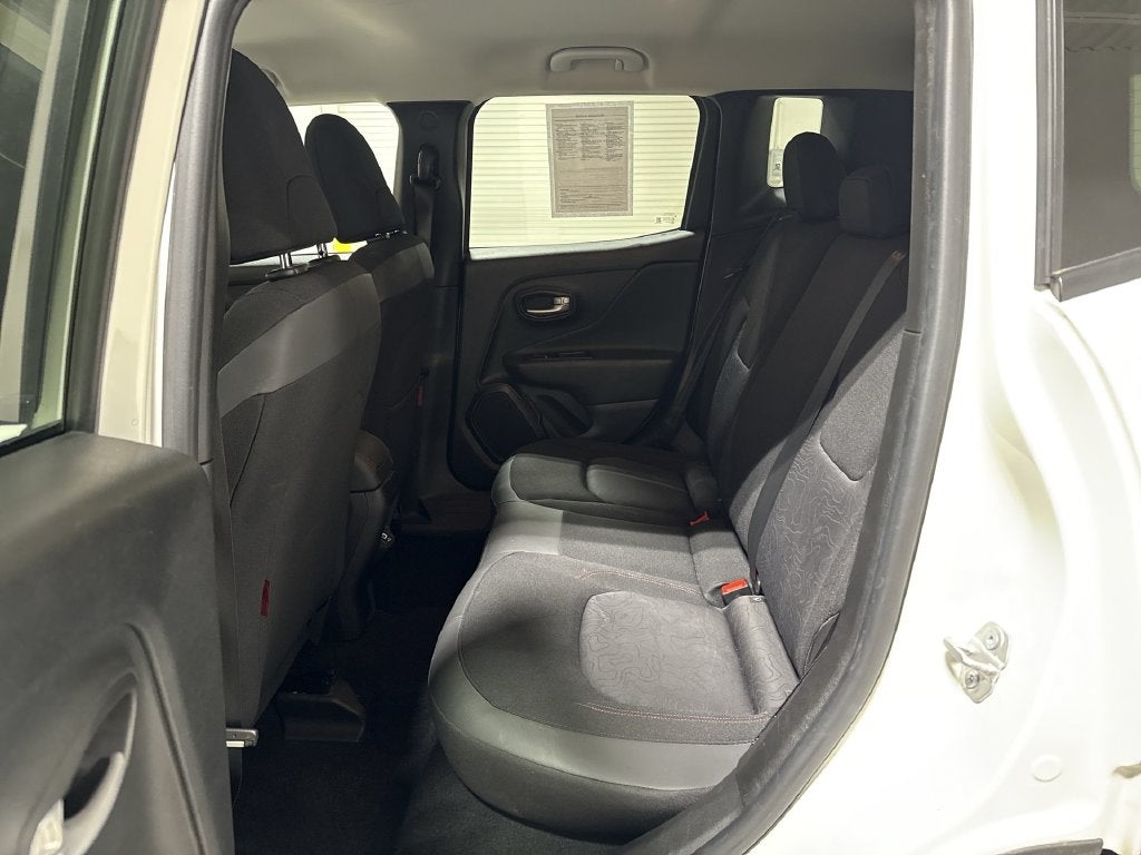 2023 Jeep Renegade Trailhawk