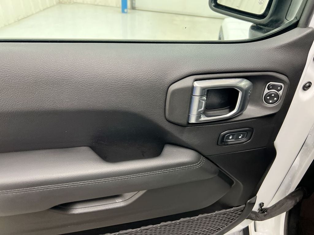 2023 Jeep Wrangler Altitude