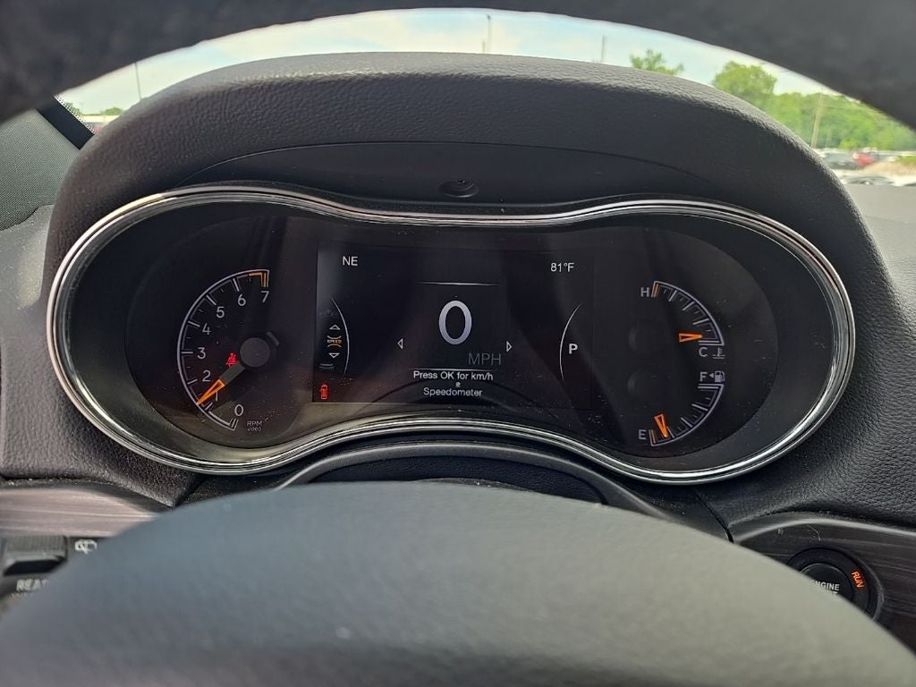 2022 Jeep Grand Cherokee WK Laredo E