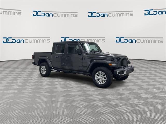 2023 Jeep Gladiator Sport S