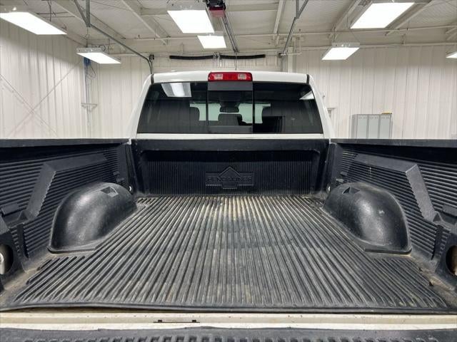 2016 RAM 1500 SLT